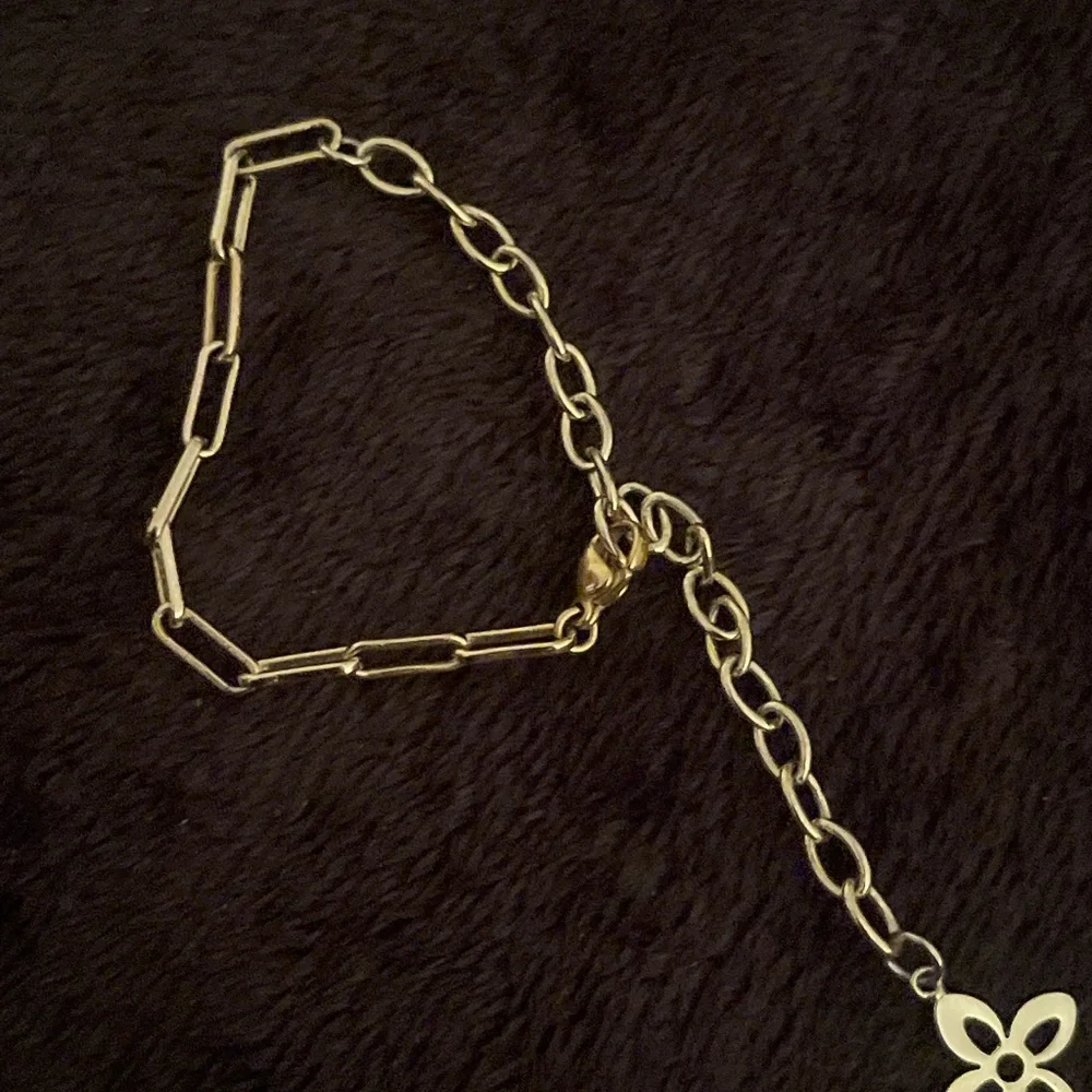 Goldtone - Picture 1 of 1